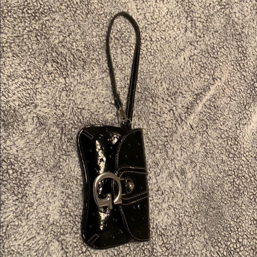 Guess wristlet ! - Picture 4 of 8
